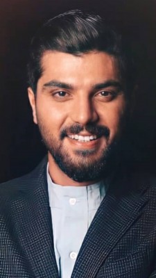 سینا مهراد-بازیگر ایرانی